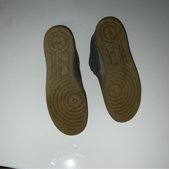 Nike Gray and Blue Athletic Shoes - Picture 5 of 5